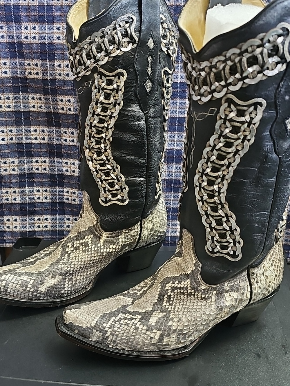 CORRAL BOOTS Womens Black & Beige Snake Western Boots - Picture 3 of 7